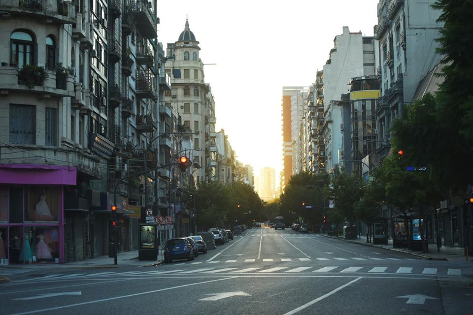 Calle de ropa online interior en once