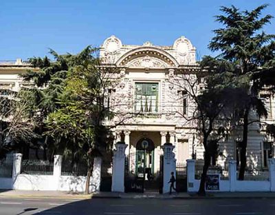 post-image